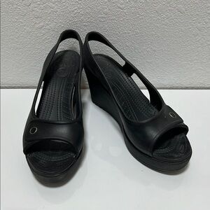 CROCS Black Wedge Sandals